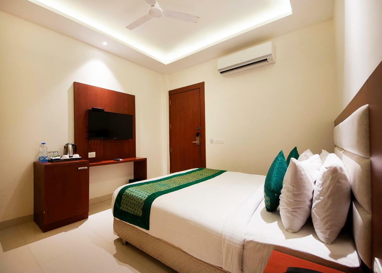 Hotel Z Suites- Delhi Igi Airport Νέο Δελχί Εξωτερικό φωτογραφία