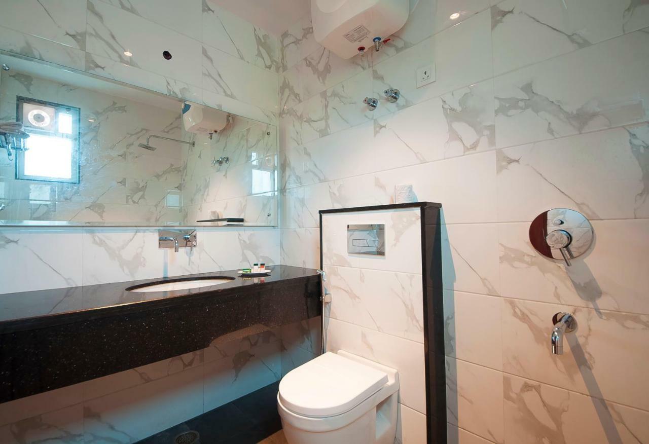 Hotel Z Suites- Delhi Igi Airport Νέο Δελχί Εξωτερικό φωτογραφία