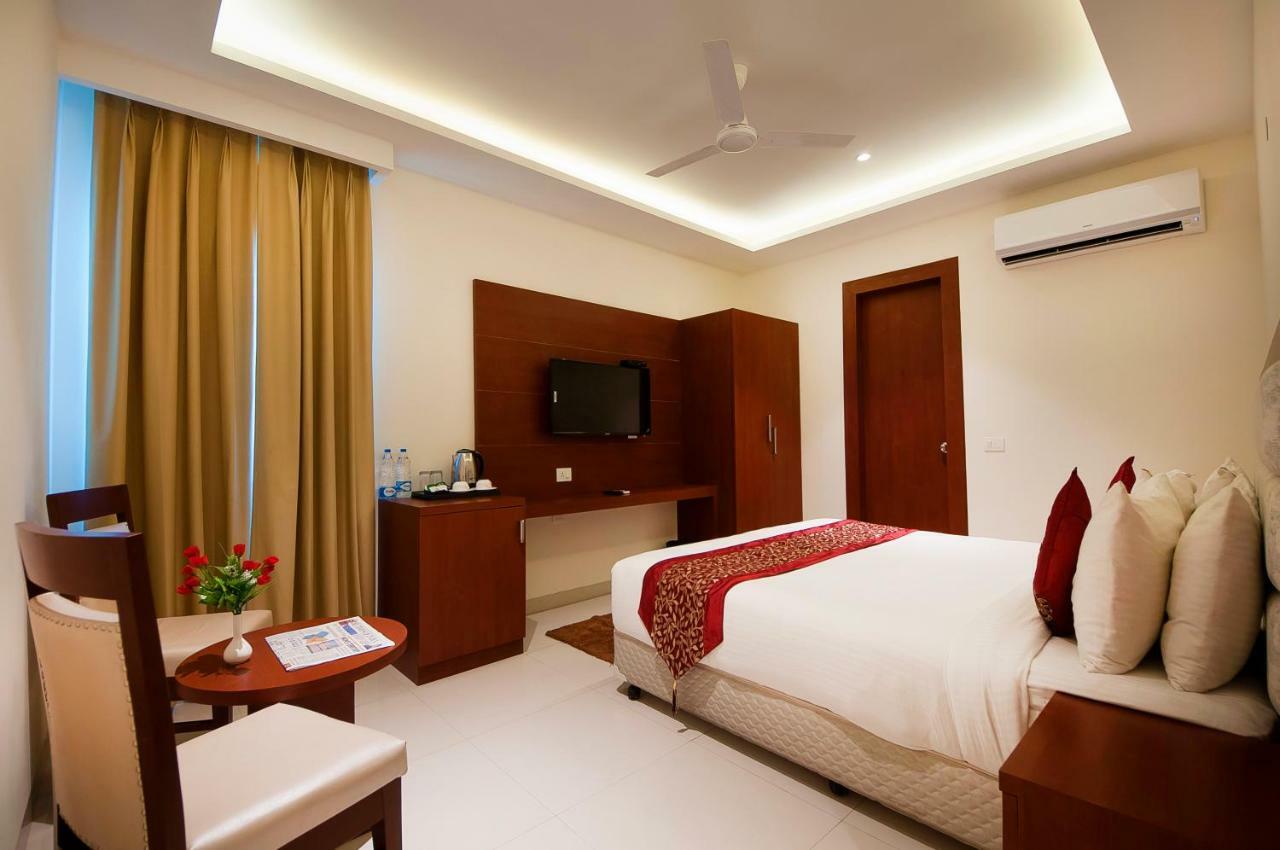 Hotel Z Suites- Delhi Igi Airport Νέο Δελχί Εξωτερικό φωτογραφία