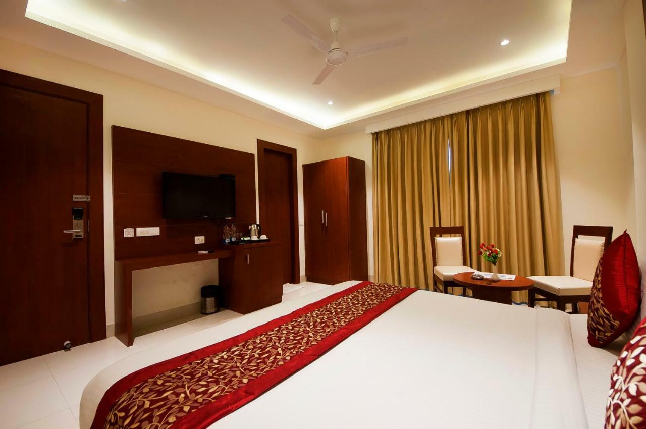 Hotel Z Suites- Delhi Igi Airport Νέο Δελχί Εξωτερικό φωτογραφία
