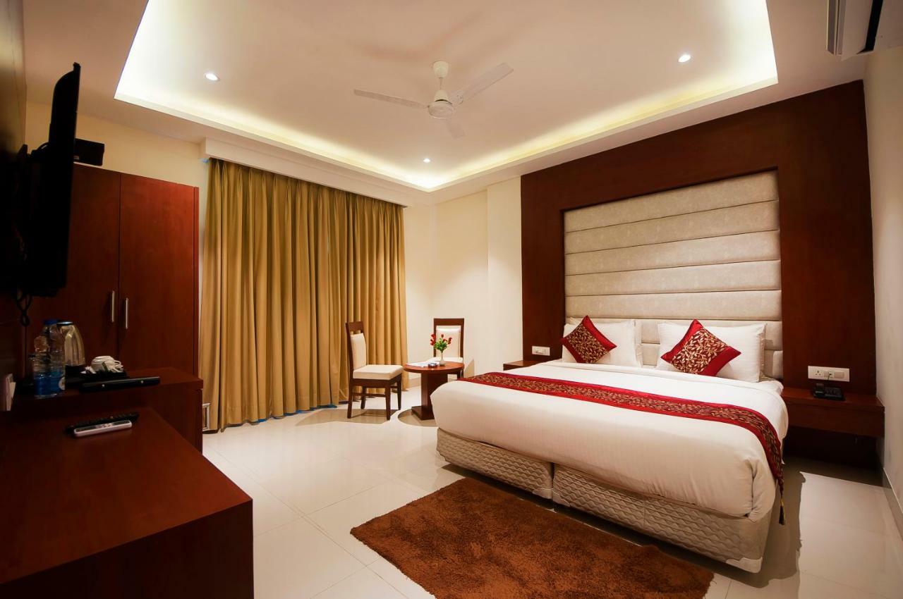 Hotel Z Suites- Delhi Igi Airport Νέο Δελχί Εξωτερικό φωτογραφία